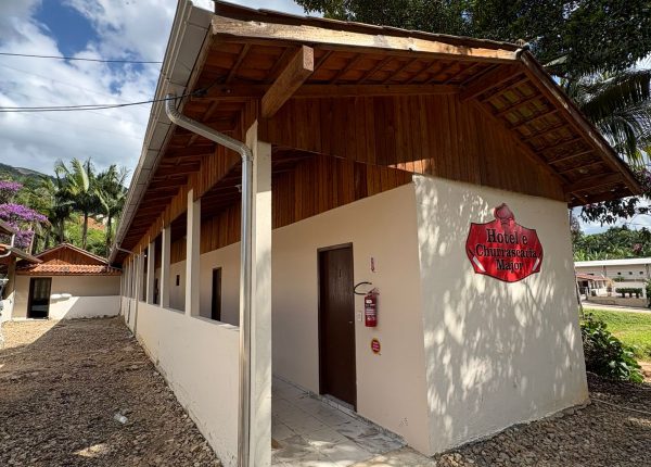 f1955138-8918-4c6e-8682-9a0e12477a29